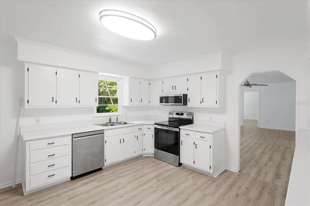 Photo of 2107 GOLF DRIVE