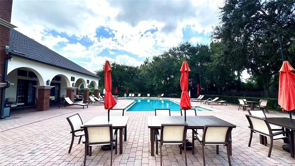Photo of 6220 HEDGESPARROWS LANE