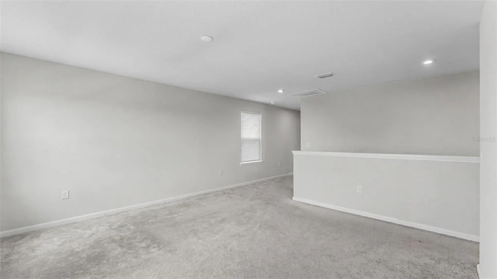 Photo of 2075 AIREDALE WAY