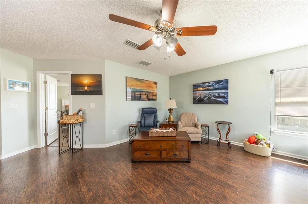 Photo of 6 RYBARK LANE