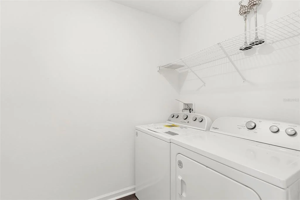 Photo of 1038 KELLY FERN LOOP