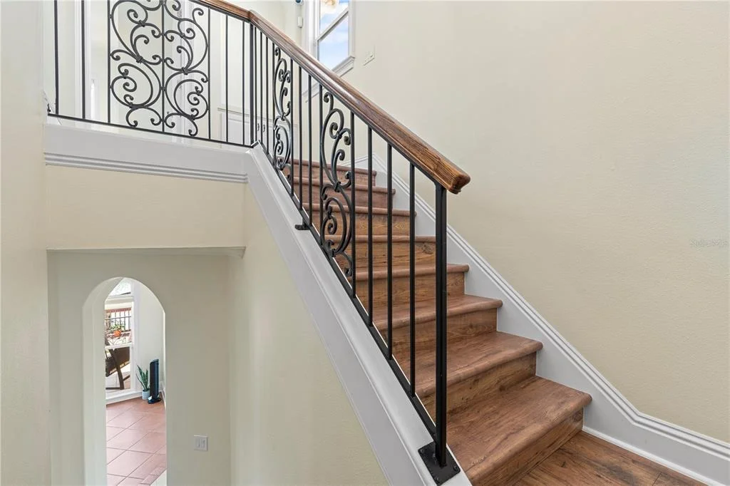Photo of 3952 VERSAILLES DRIVE