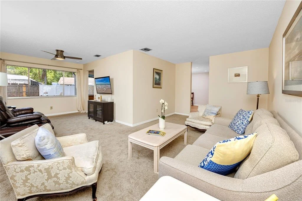 Photo of 14012 CASCADE LANE