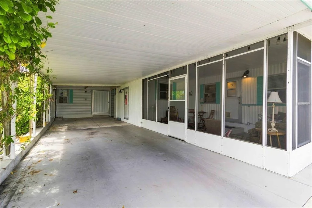 Photo of 3321 CAROL DRIVE