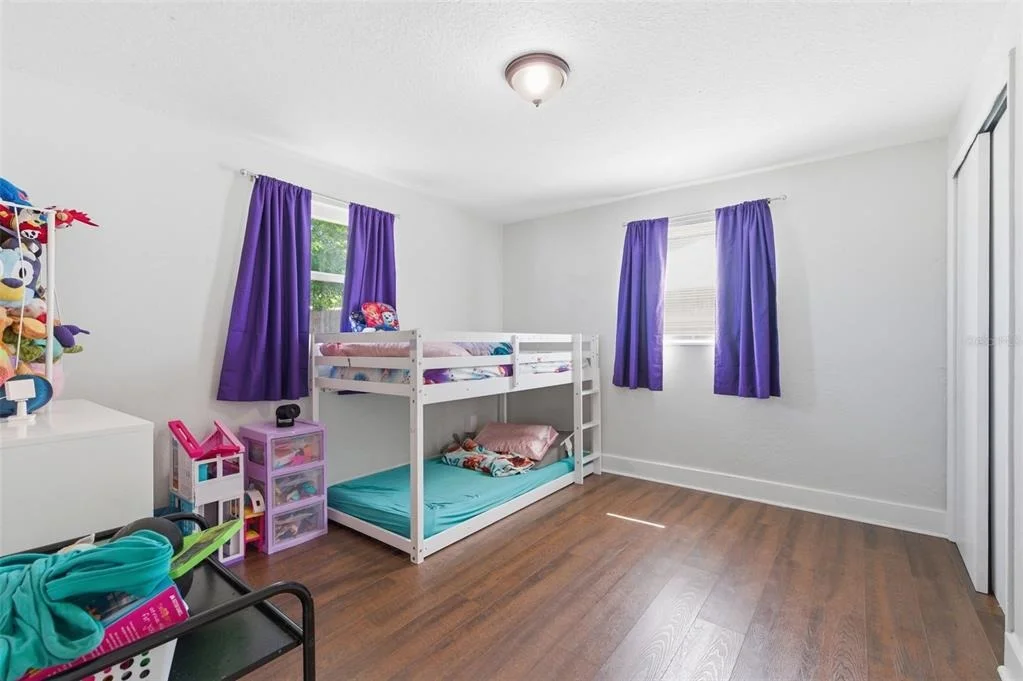Photo of 4327 BEACON SQUARE DRIVE
