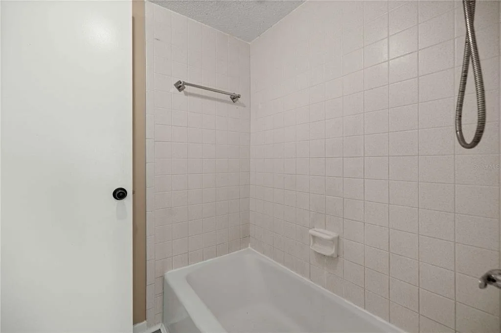 Photo of Unit A at 568 FAIRWAYS CIRCLE