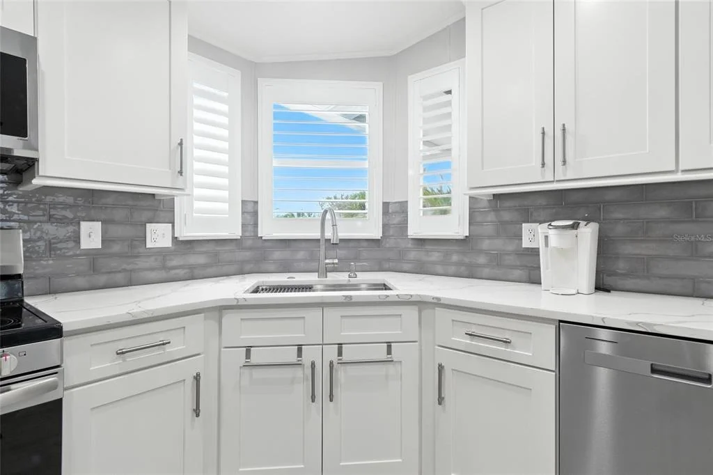 Photo of 38 PLUMOSA DRIVE