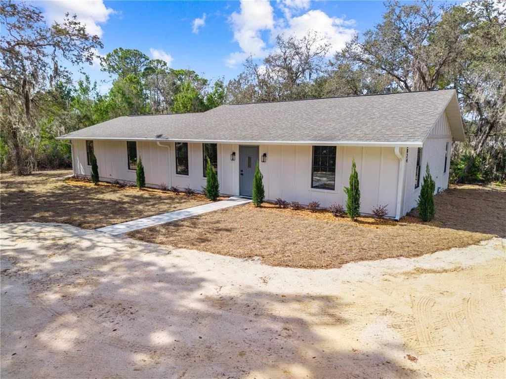 Photo of 5824 DEASE RD