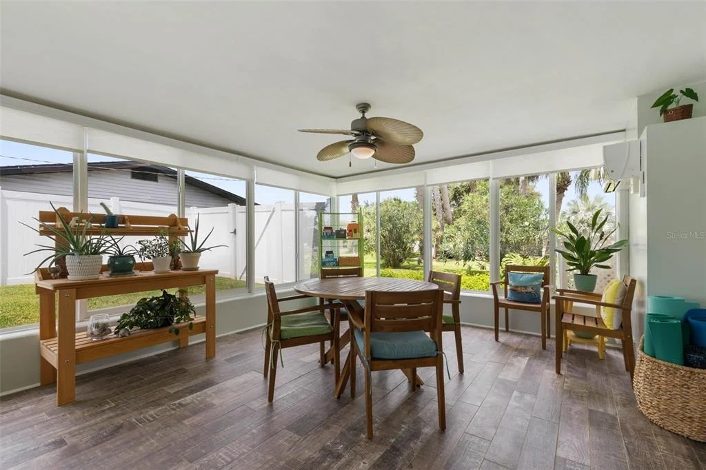 Photo of 76 BANYAN DRIVE