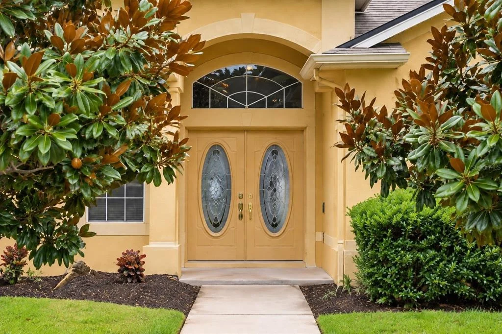 Photo of 116 OAK GROVE CIRCLE