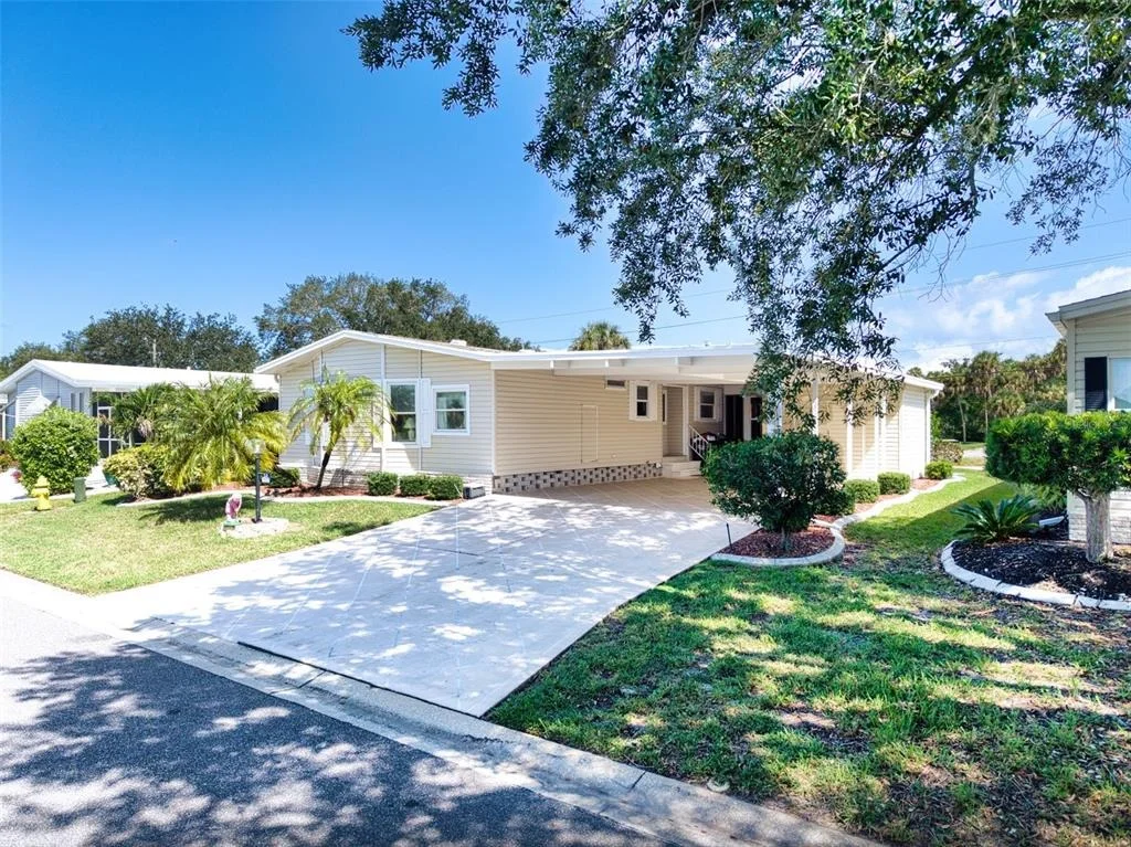 Photo of 8530 COUNTESS AVENUE CIRCLE