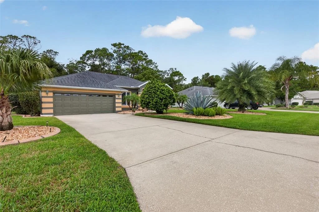 Photo of 23 CREEK BLUFF WAY