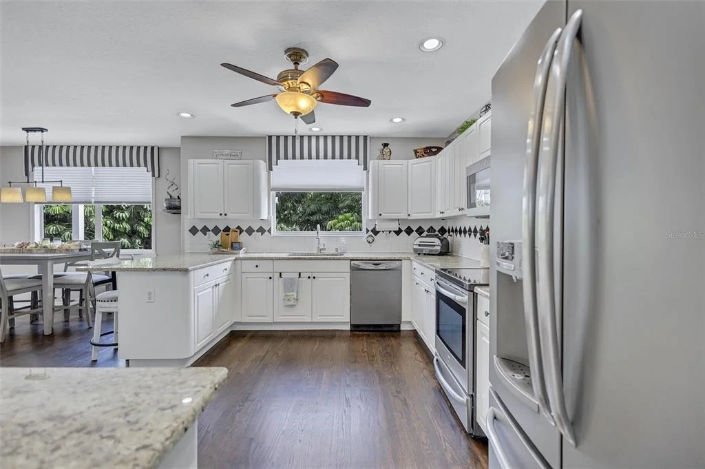Photo of 760 SOUNDVIEW DRIVE