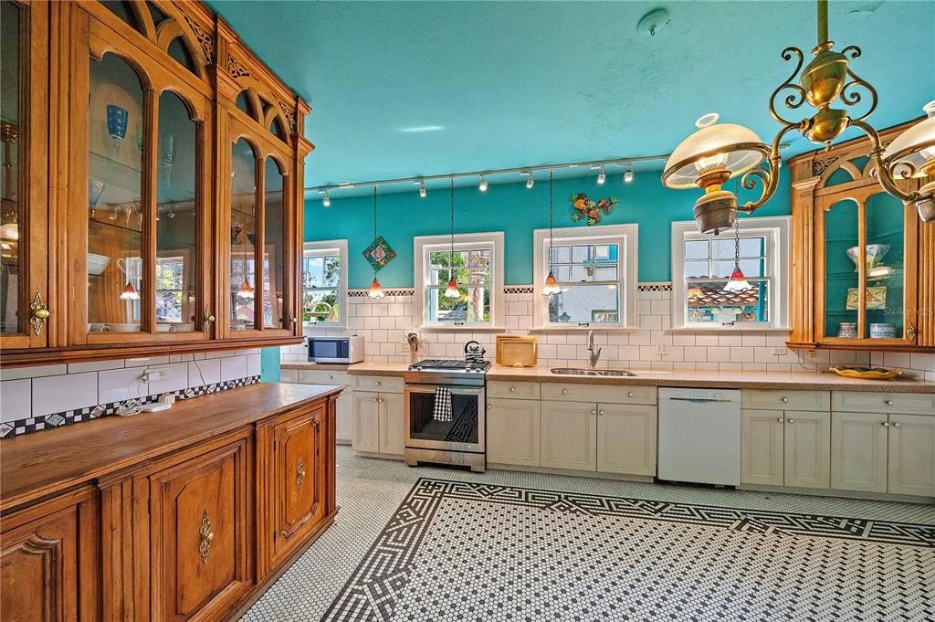 Photo of 2830 BAY SHORE CIRCLE