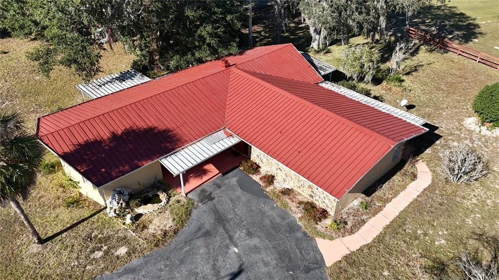 Photo of 2155 SE COUNTY HIGHWAY 484
