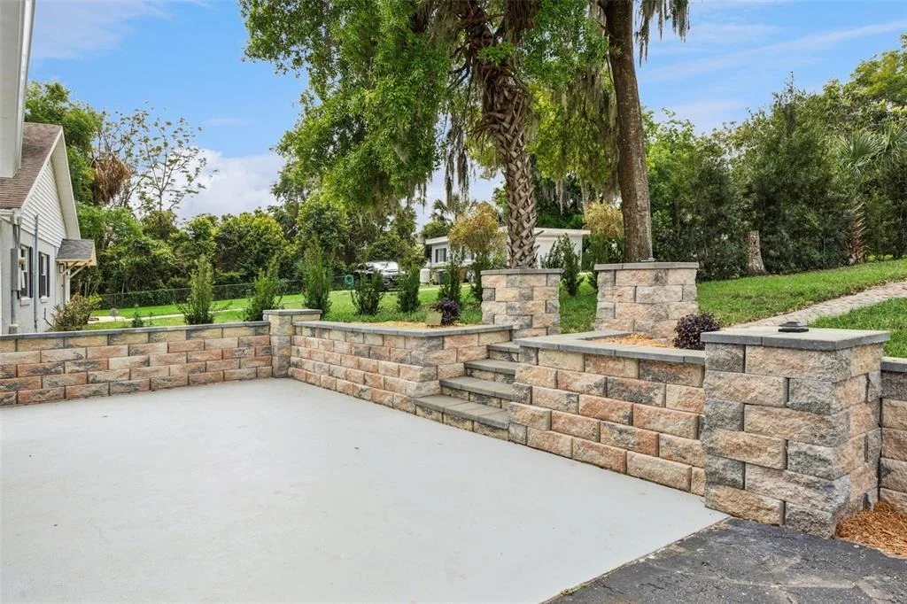 Photo of 2316 N GRIFFIN DRIVE