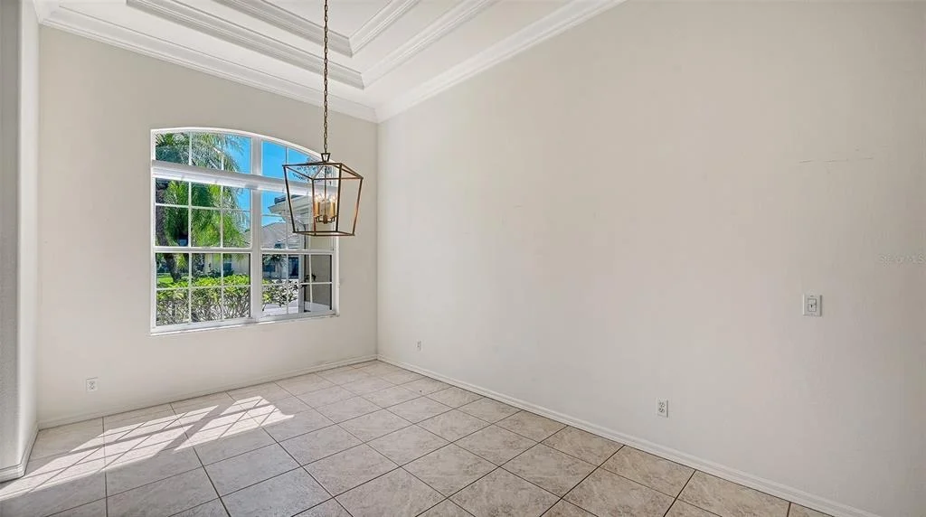 Photo of 335 PARK TRACE BOULEVARD