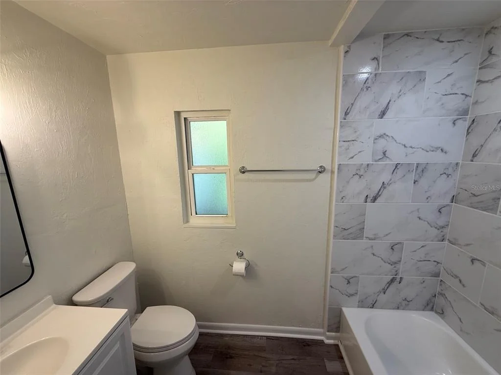 Photo of 2100 SE 50TH STREET