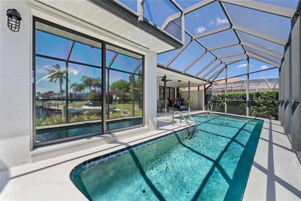 Photo of 308 COLONY POINT DRIVE