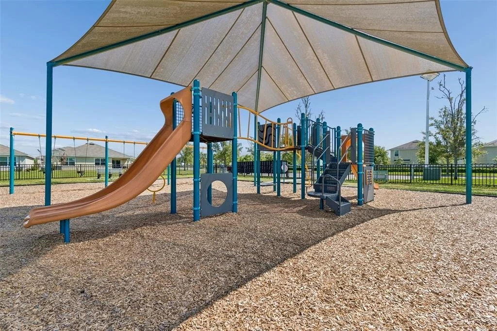 Photo of 7604 POOL COMPASS LOOP