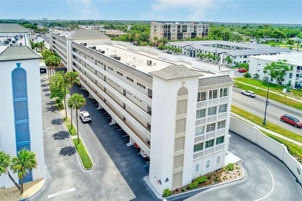 Photo of Unit 401 at 131 BLUFF VIEW DRIVE