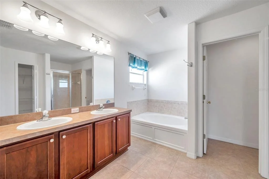 Photo of 4069 BRAEMERE DRIVE