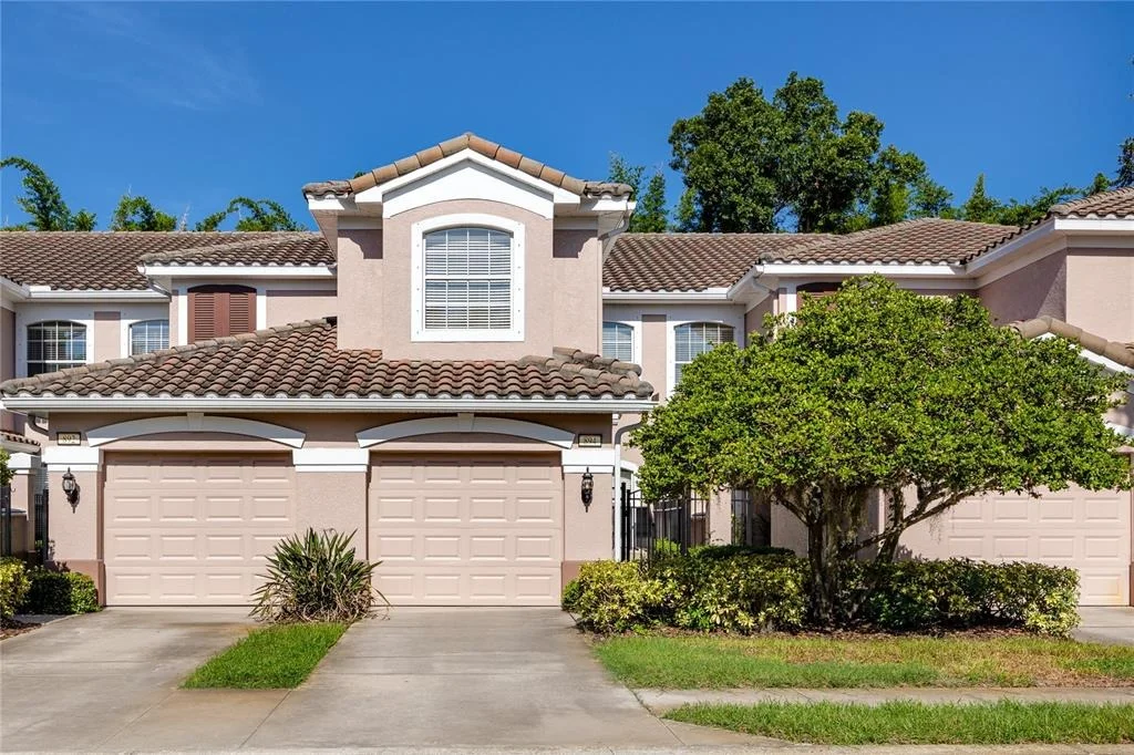 Photo of 894 LANTERN WAY