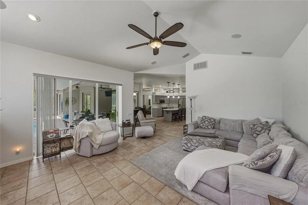 Photo of 6105 AUDUBON MANOR BOULEVARD