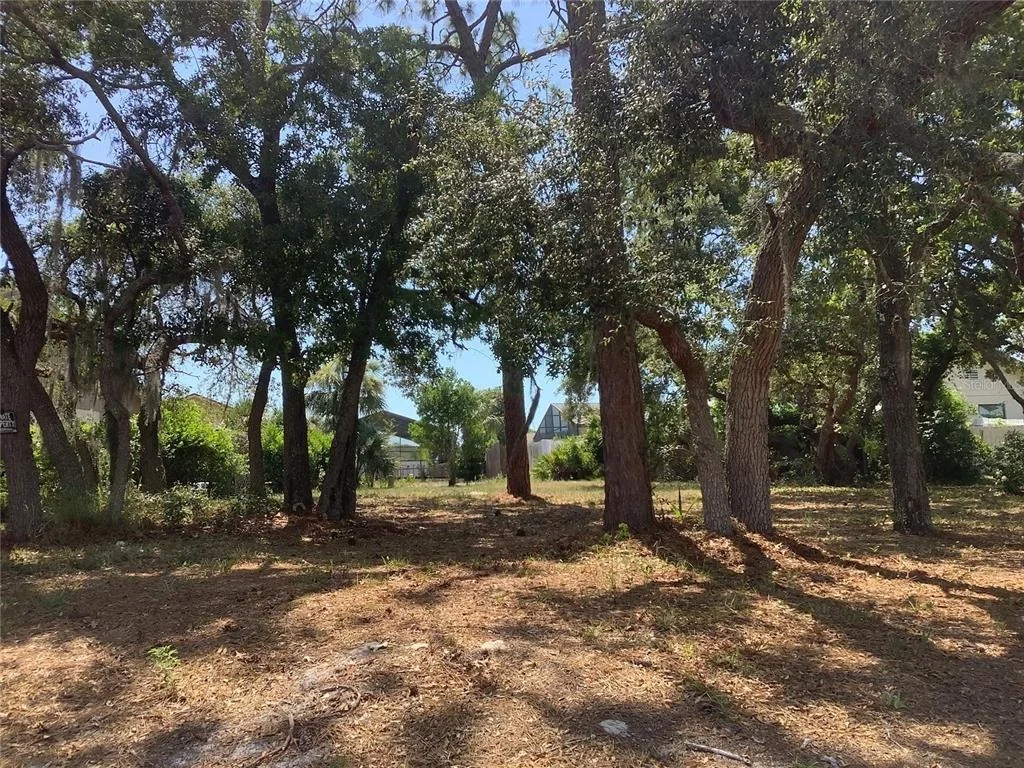 Photo of 18657 WHITE PINE CIRCLE