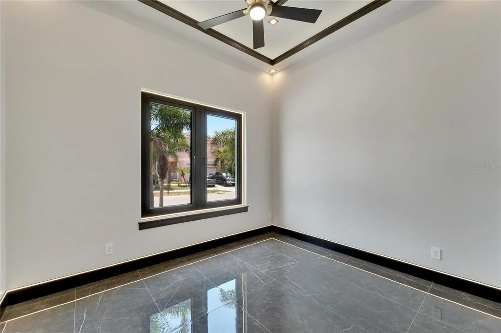 Photo of 6540 SIMONE SHORES CIRCLE