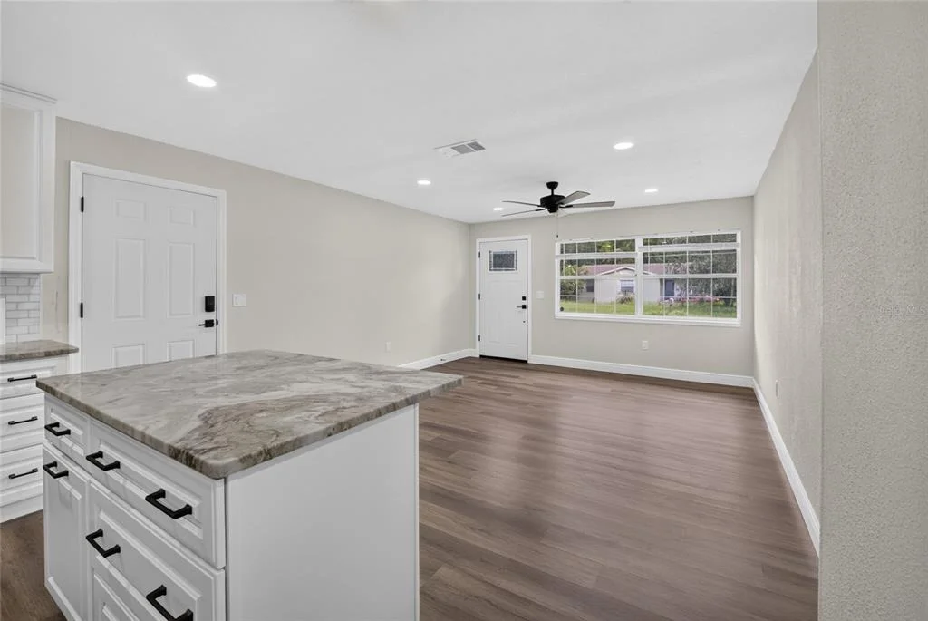 Photo of 729 SE 26TH STREET