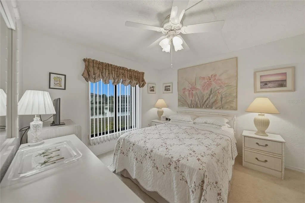 Photo of Unit L2 at 4000 OAKVIEW DRIVE