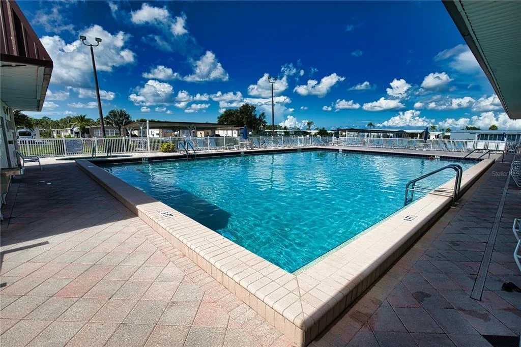 Photo of 320 LA COSTA