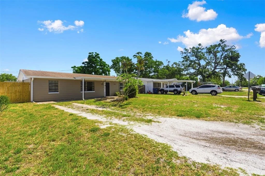Photo of 4327 BEACON SQUARE DRIVE