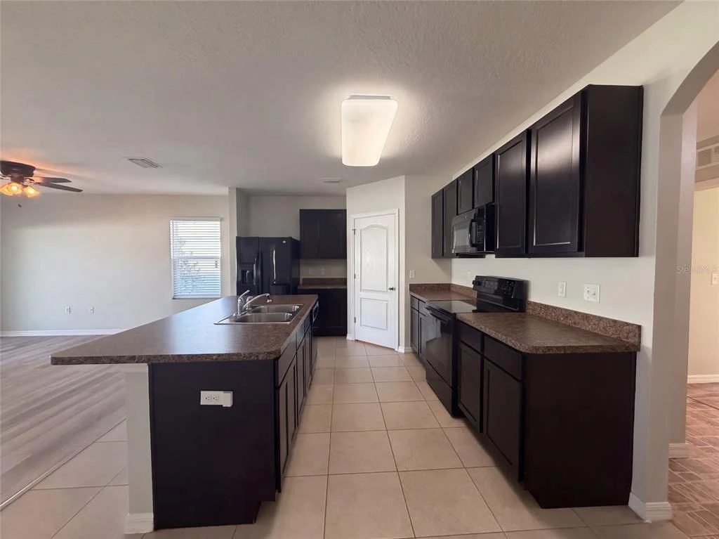 Photo of 4269 BRAMBLEWOOD LOOP