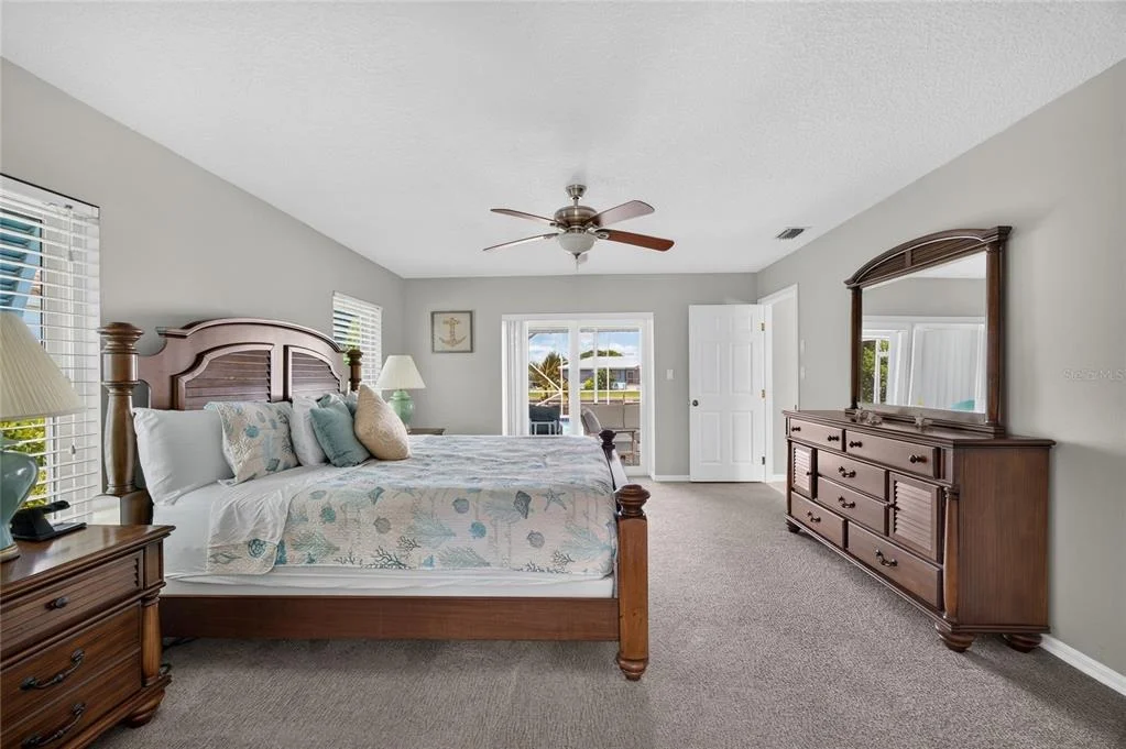 Photo of 2280 VIA ESPLANADE