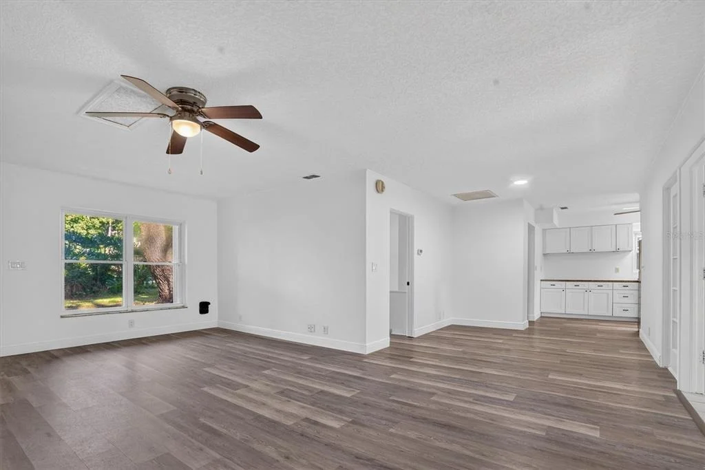 Photo of 1202 ORANOLE ROAD