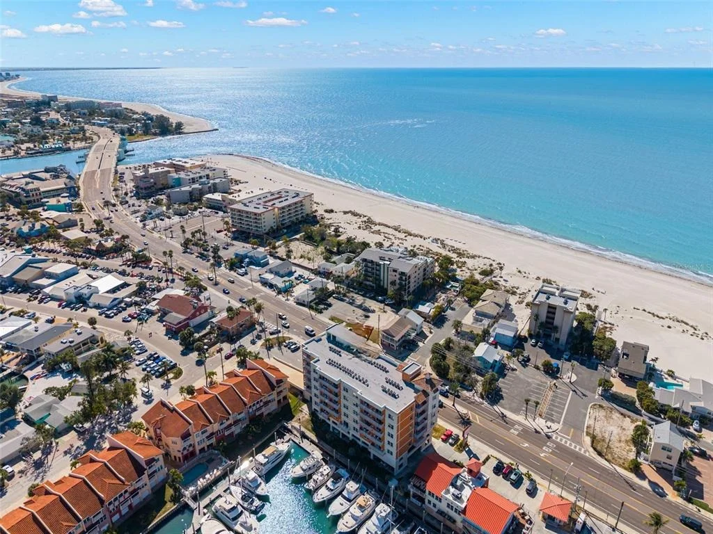 Photo of Unit 1605 at 13101 GULF BOULEVARD