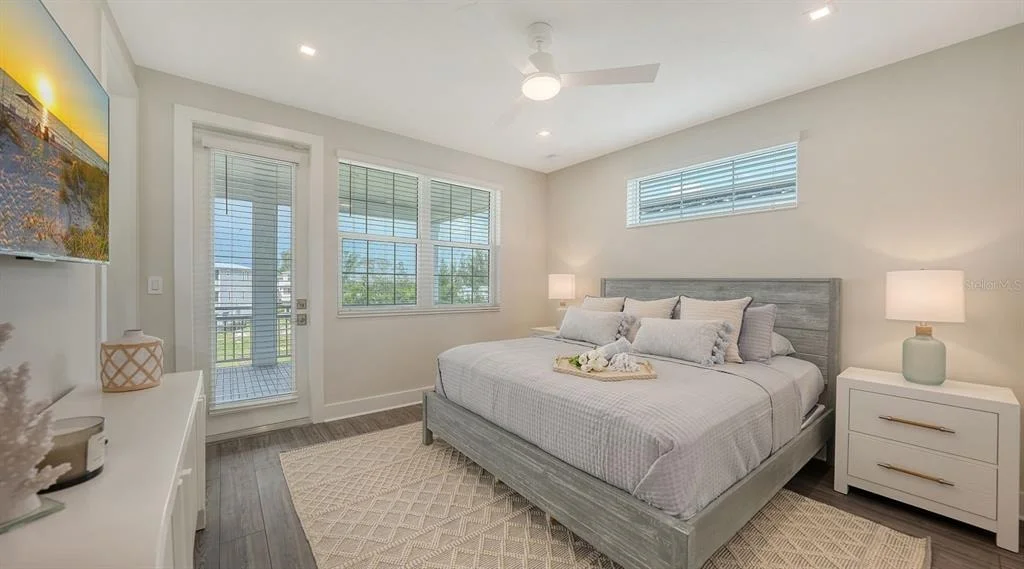 Photo of 4220 MARINA VIEW WAY