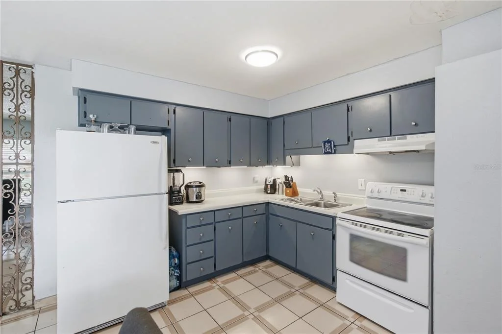 Photo of 802 PAPAYA DRIVE