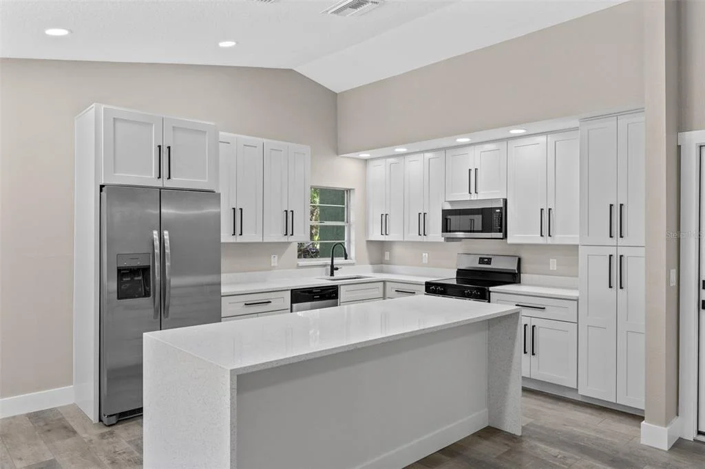 Photo of 910 WHISLER COURT