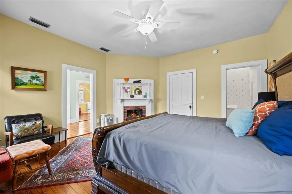 Photo of 205 SE 7TH STREET