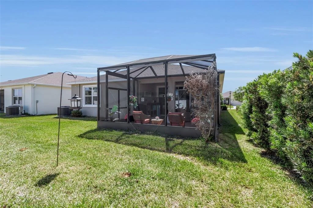 Photo of 13225 WATERLEAF GARDEN CIRCLE