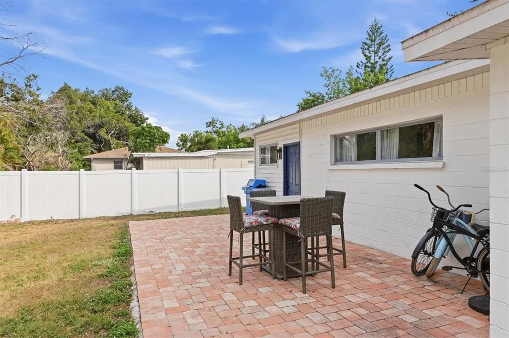 Photo of 4643 BROOKSDALE DRIVE