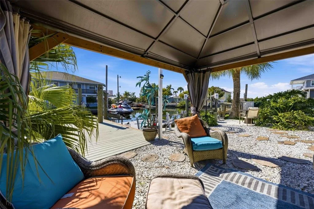 Photo of 6424 BOATYARD DRIVE