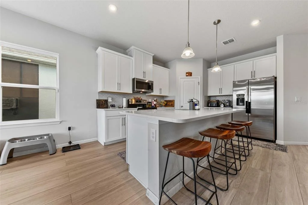 Photo of 194 EAGLE HARBOR WAY