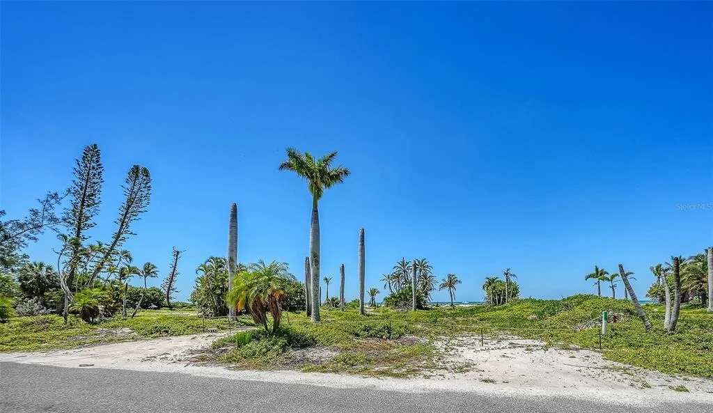 Photo of 6441 GULFSIDE ROAD