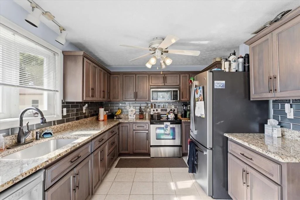Photo of 229 LAKE IDA POINT DRIVE
