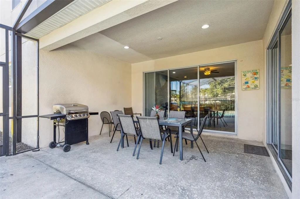 Photo of 6000 OAK GREEN LOOP