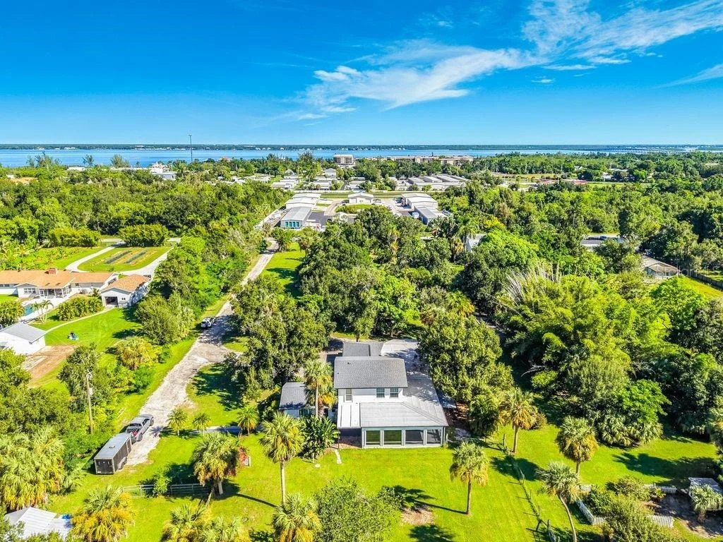 Photo of 1409 LAVILLA ROAD